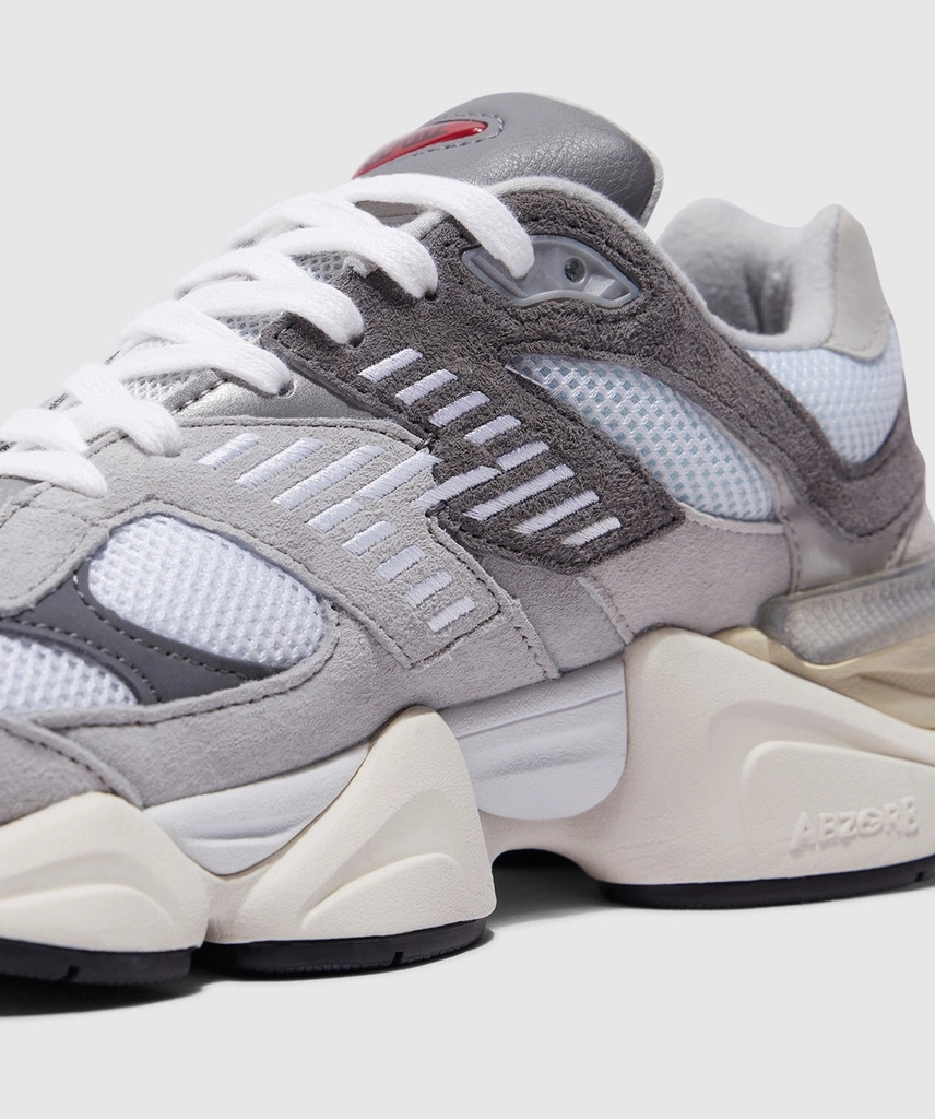 New Balance 9060 sneaker